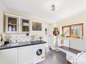 Utility Room- click for photo gallery